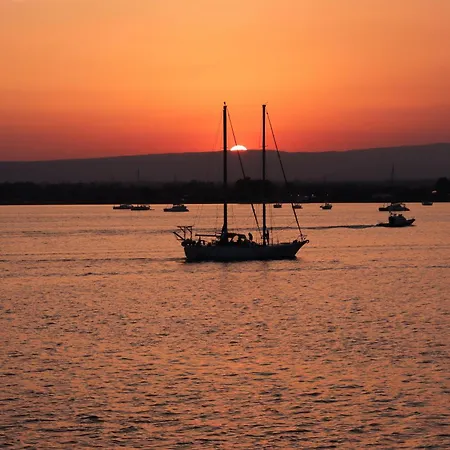 Ortigia Charming Daire